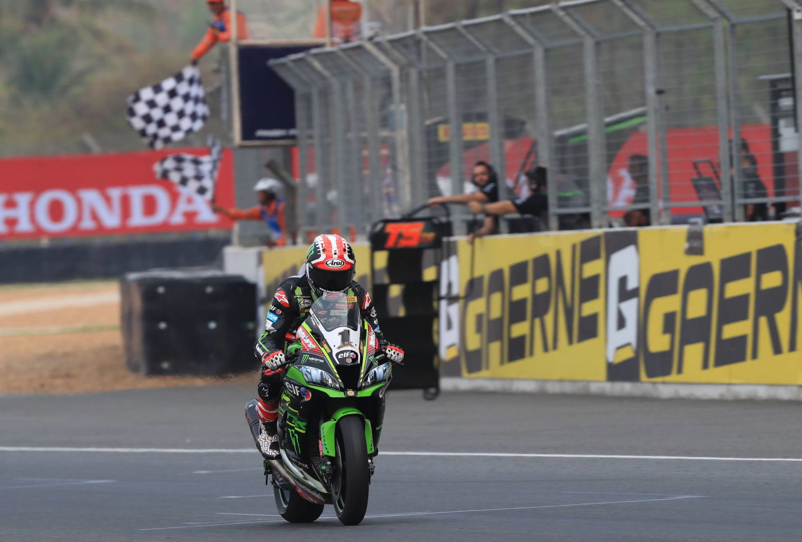Rea back to winning ways in Thailand