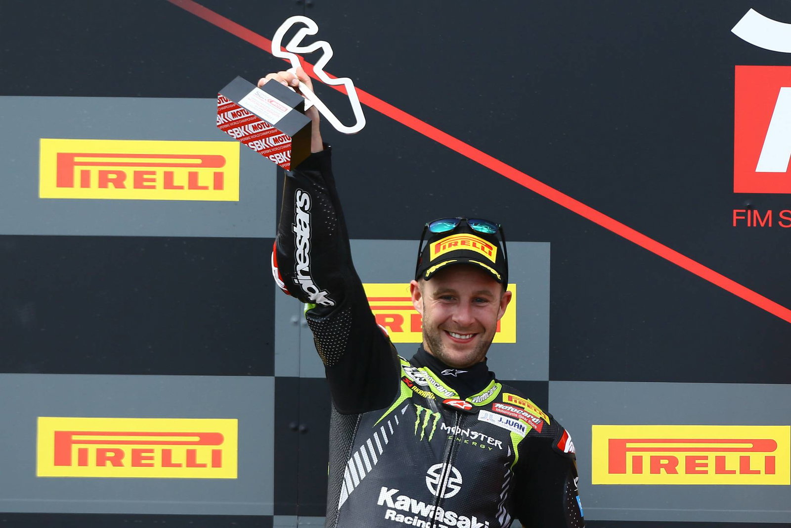 Masalah ketidakstabilan Melandri di Ducati membatasi serangan akhir yang 