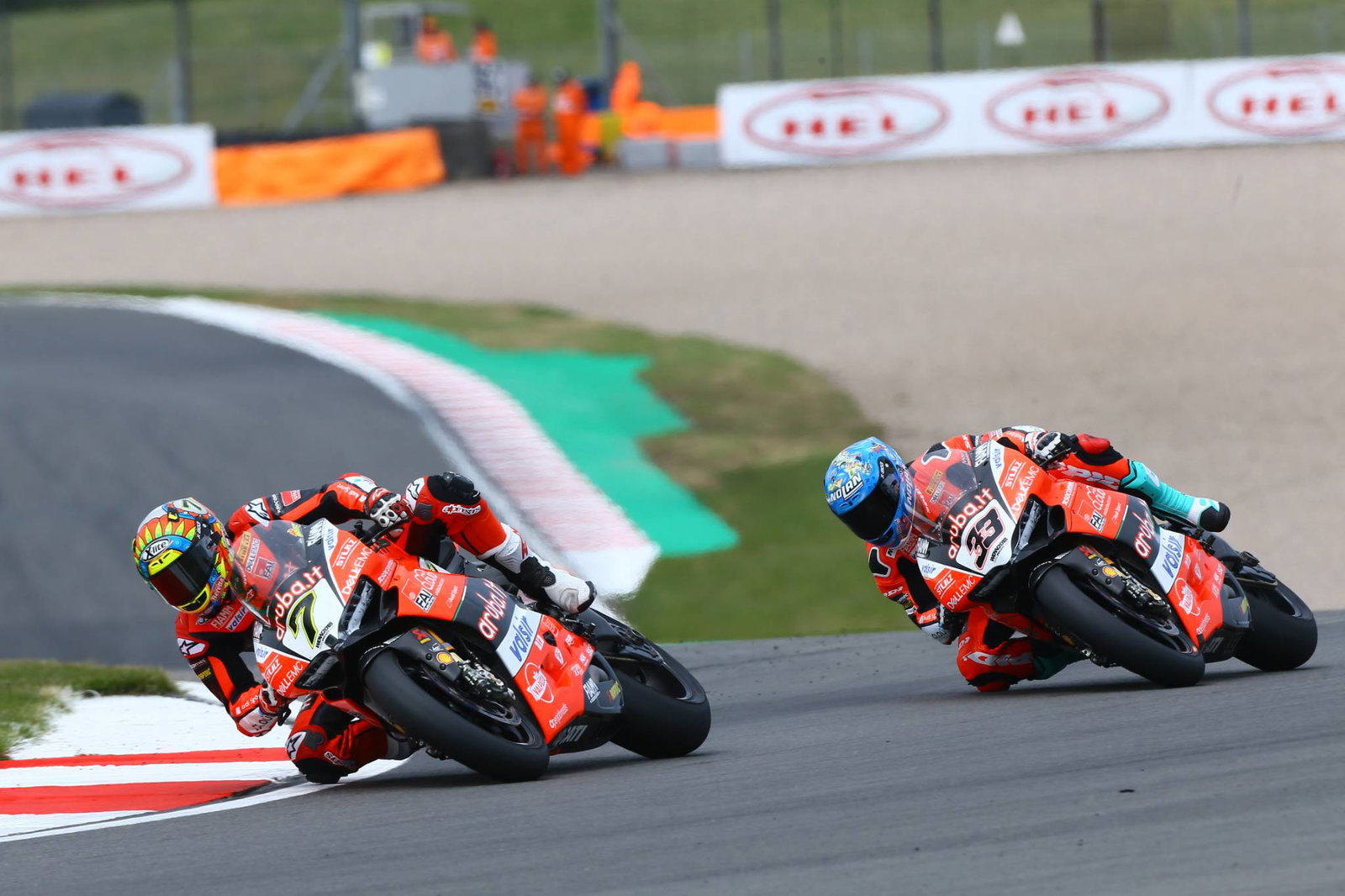 Traksi belakang membutuhkan biaya pertarungan kemenangan Sykes