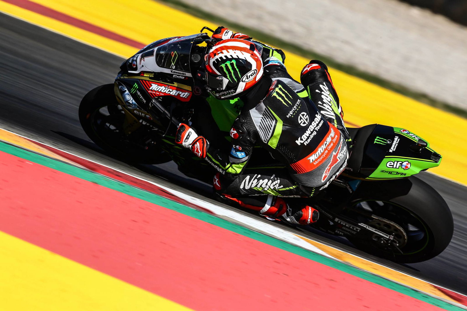 WorldSBK: Rea mempertahankan posisi teratas dari Davies