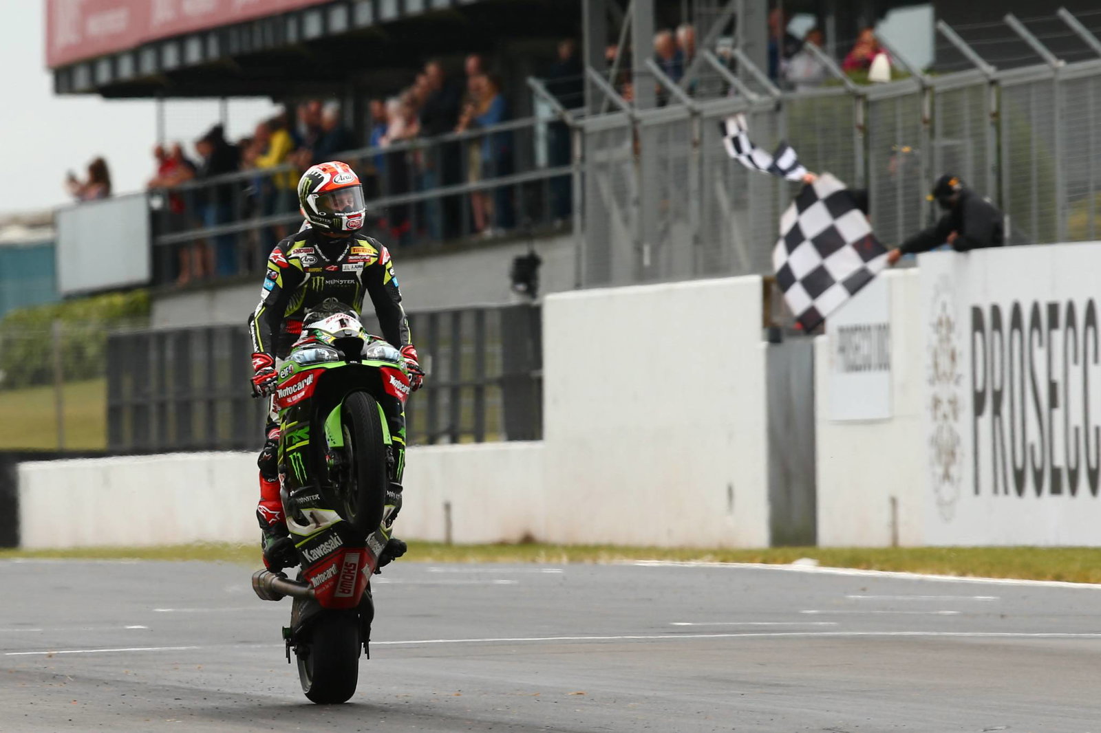 Jadwal Lengkap dan Panduan TV - Balapan WorldSBK Inggris