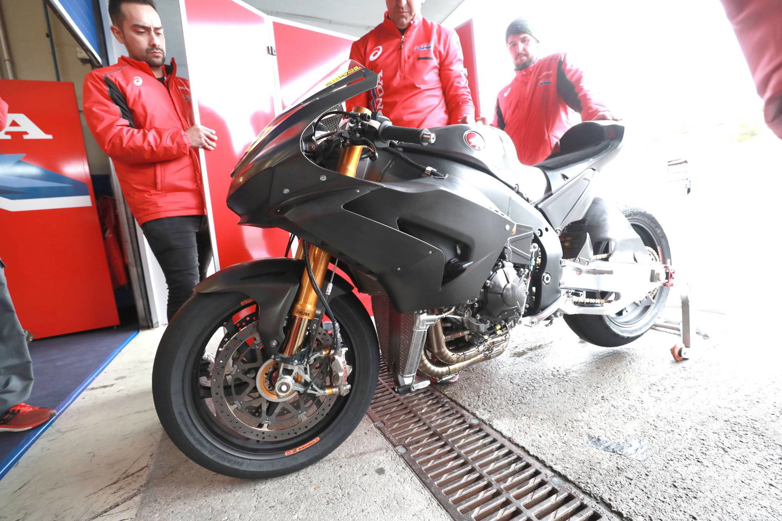 Honda shows off 2020 World Superbike colours