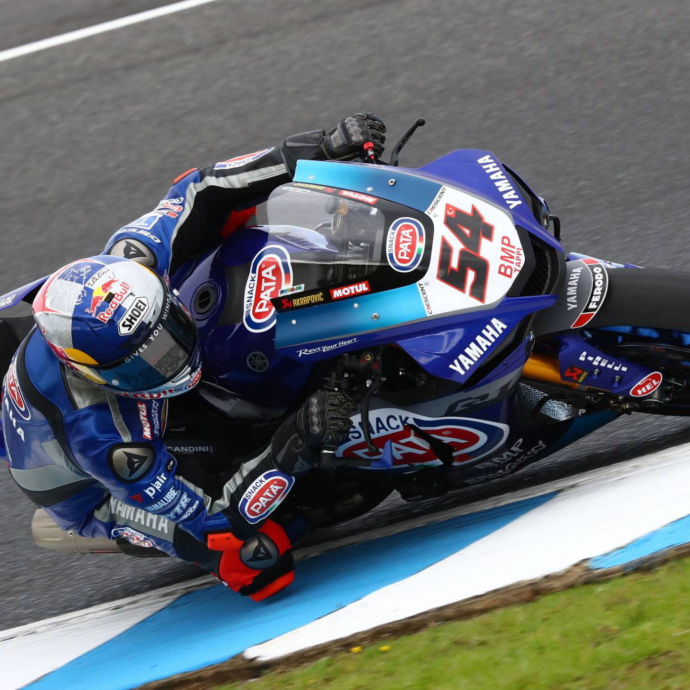 Startline crash halts first WSBK event.