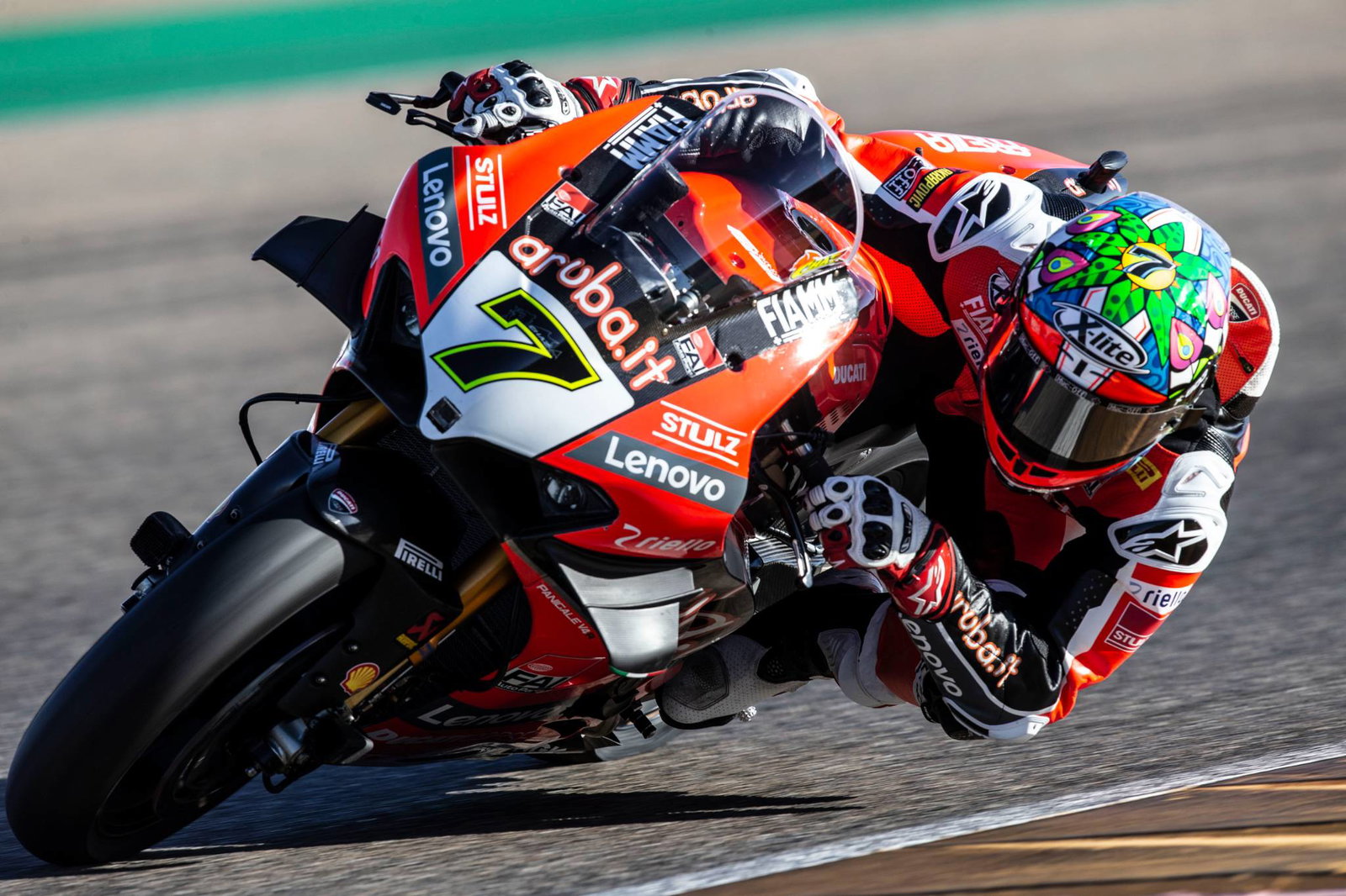 Honda mempertahankan Leon Haslam bersama Alvaro Bautista untuk musim WorldSBK 2021