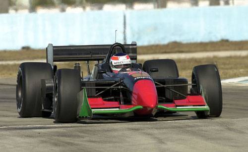 Laguna lively: Teams busy in California.