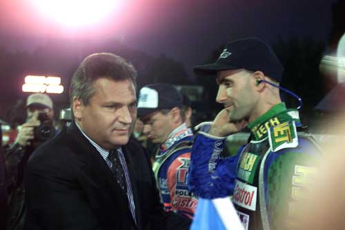 Speedway results and fixtures.