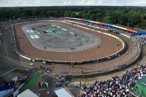 Cardiff confirmed for 2002 British GP.