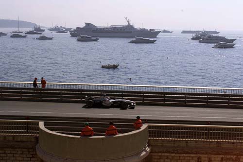 Toyota Racing welcomes a new partner: AVEX.