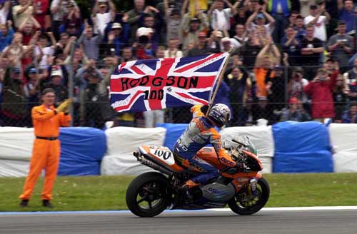 Village people replace car boot sale.