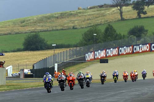 Globe Hopper: Desiree talks politics!