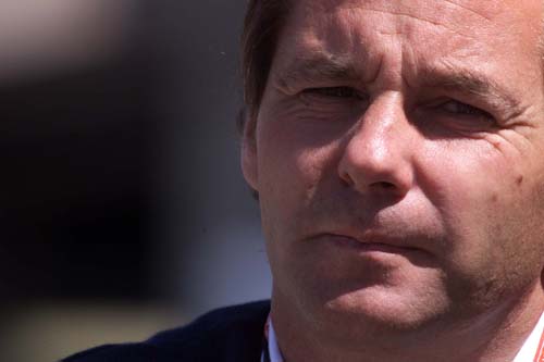 Panis will not replace Hakkinen, claims McLaren.