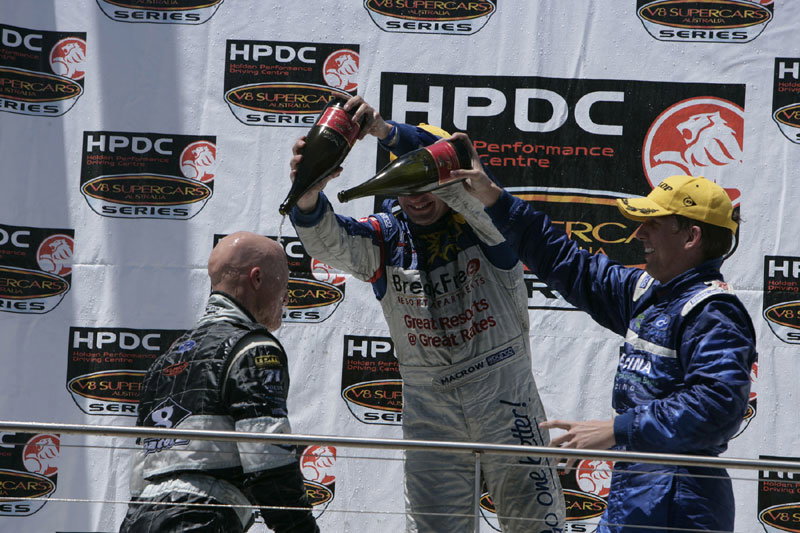 HPDC: Canto closes on title.