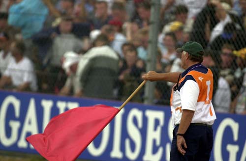 Llewellyn out of luck in world supersport.