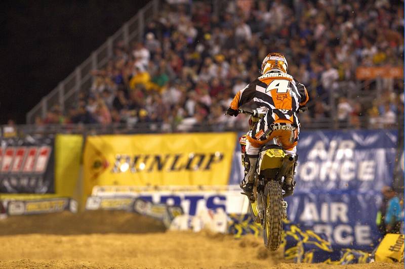 Tense Supercross title battles restart in Dallas.