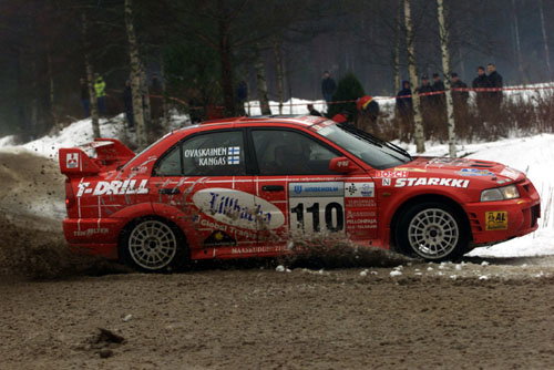 McRae heads Ford bid in Swedish snow fight.
