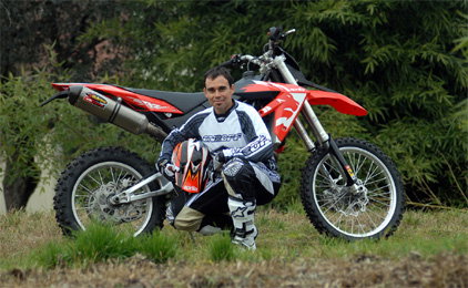 Stewart sweeps Anaheim.