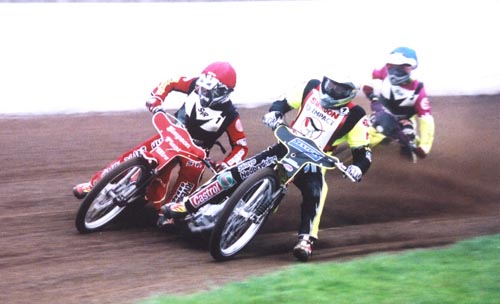 Potters give youth a chance.