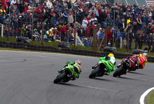 Hislop draws first blood at Donington.