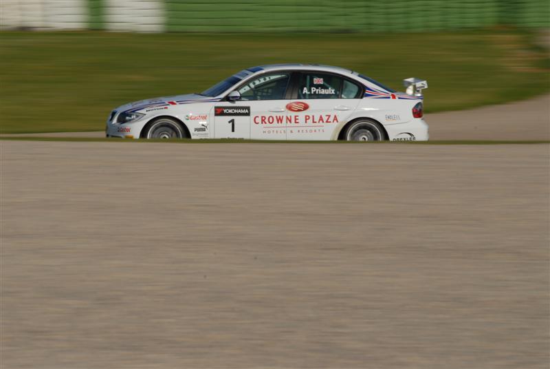 PICTURES: Farfus rolls at Pau.