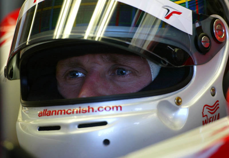 Yoong close to signing with a winning CART team.