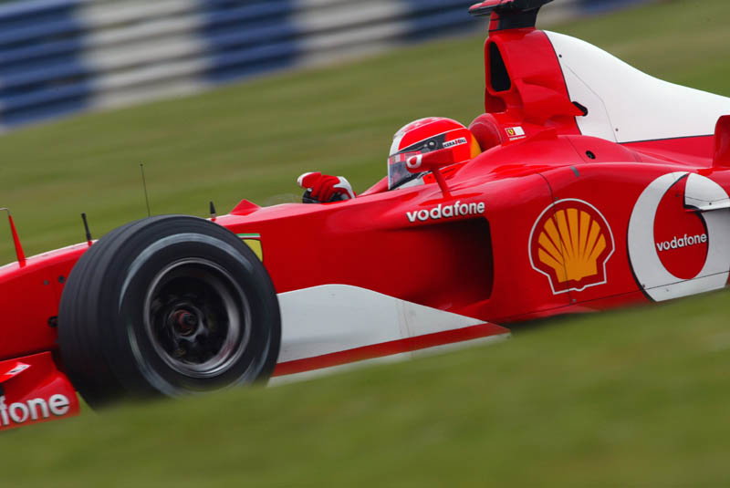 McLaren confirms 2003 line-up, Hakkinen retires.