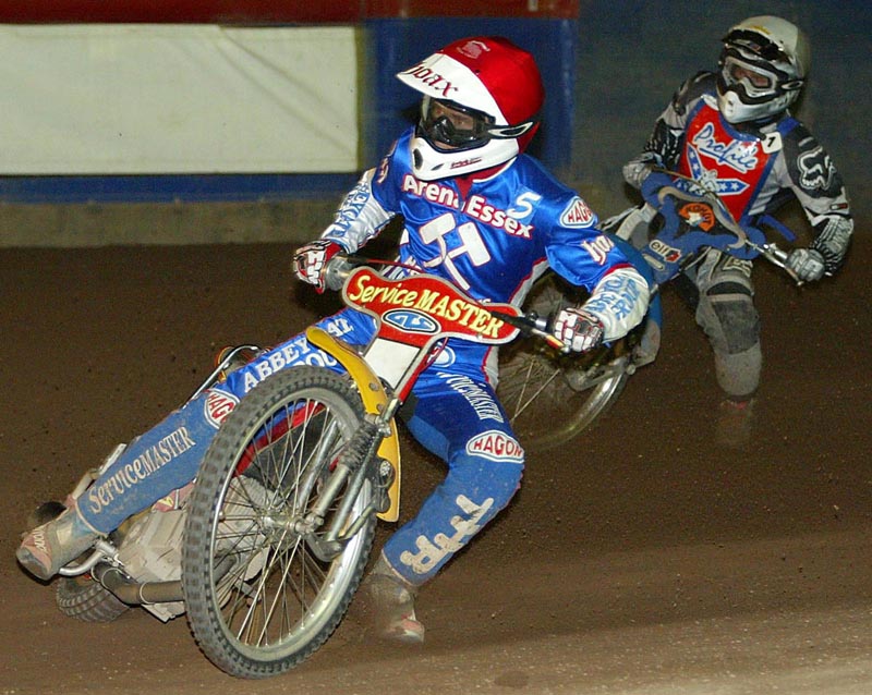 Knights announce new signing.