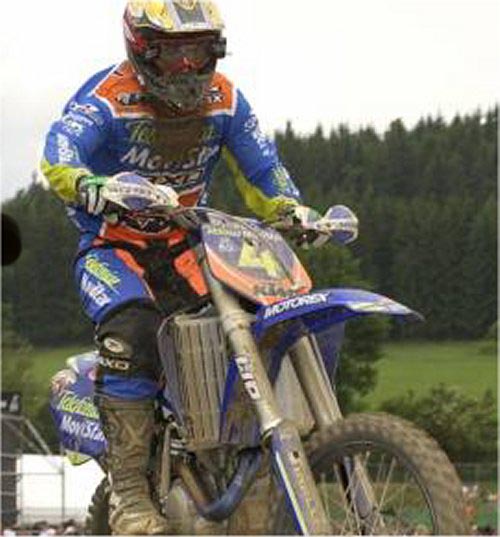 Italy leads way in MX des Nations.