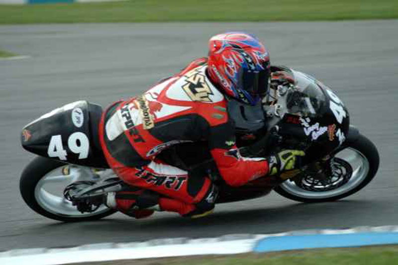 Dienza Ducati look to 2003.