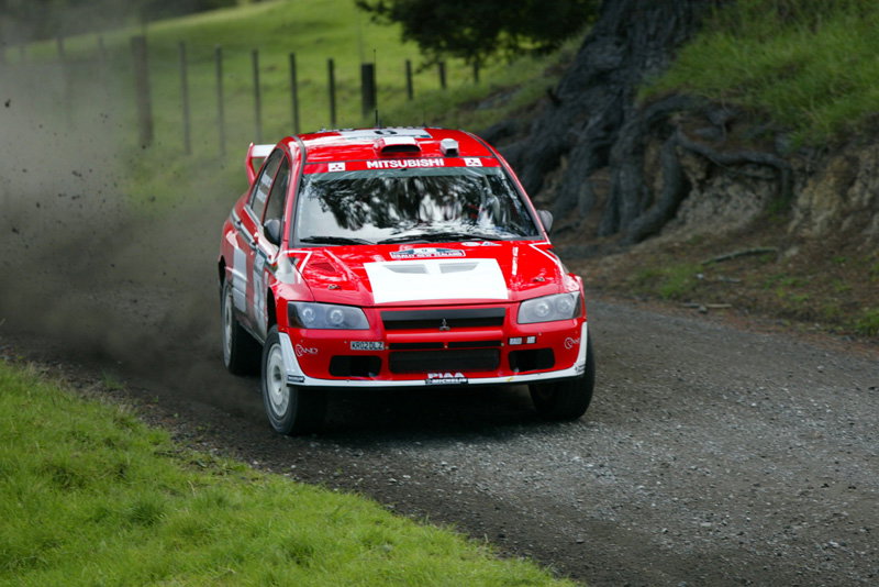 Colin McRae crashes out in NZ.