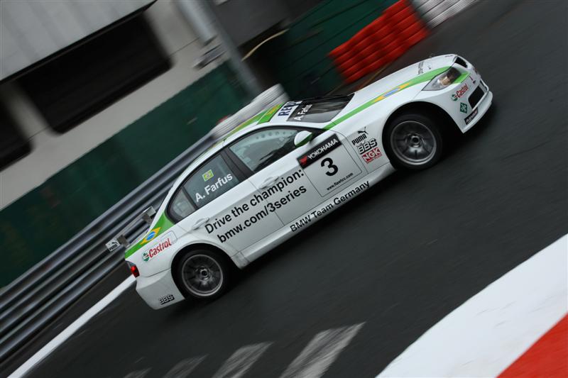 Brno 2008: Zanardi converts pole to victory.