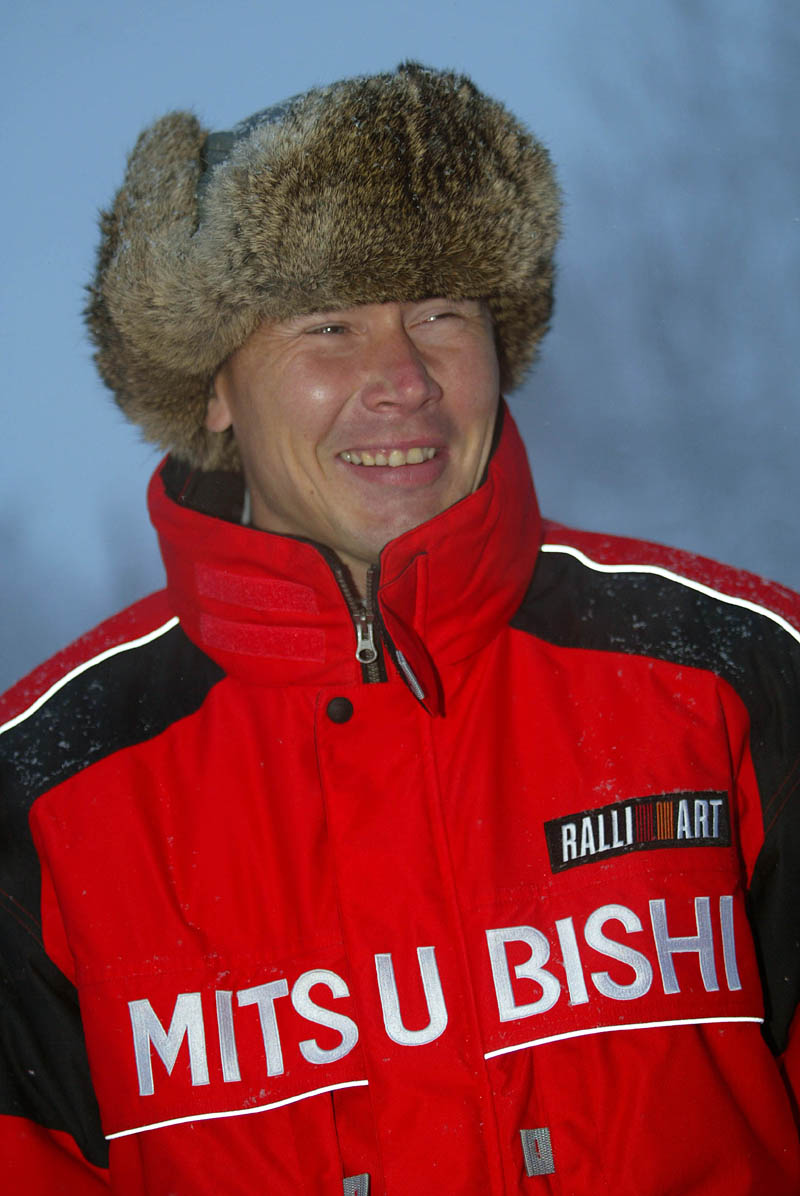 BAR completes second 2003 test.