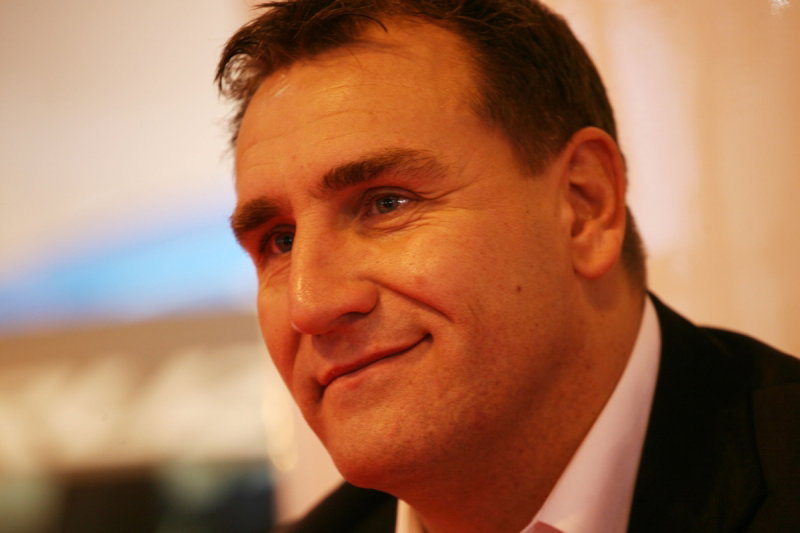 Some F1 teams to run without KERS in 2009?