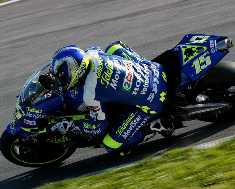 Gibernau takes dream win!