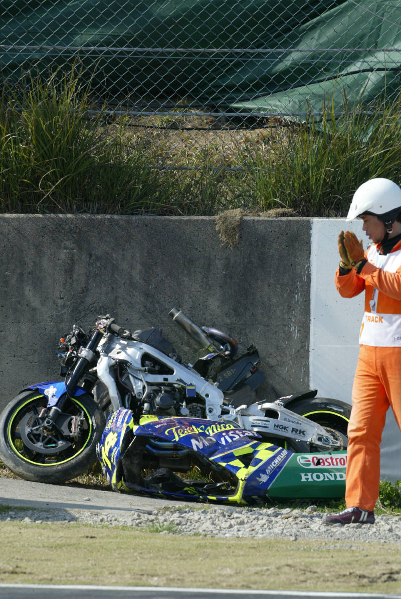 Sheene's team manager dies.