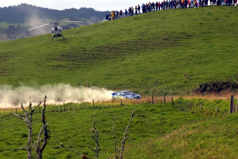 Peugeot unveils 307 WRC.