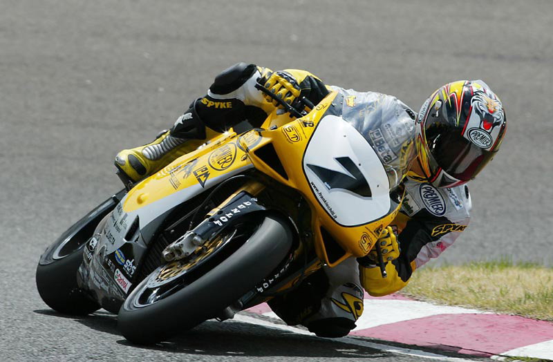 Chili survives race one carnage for victory.