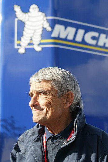 Gearbox failure robs Wilson of top ten finish.