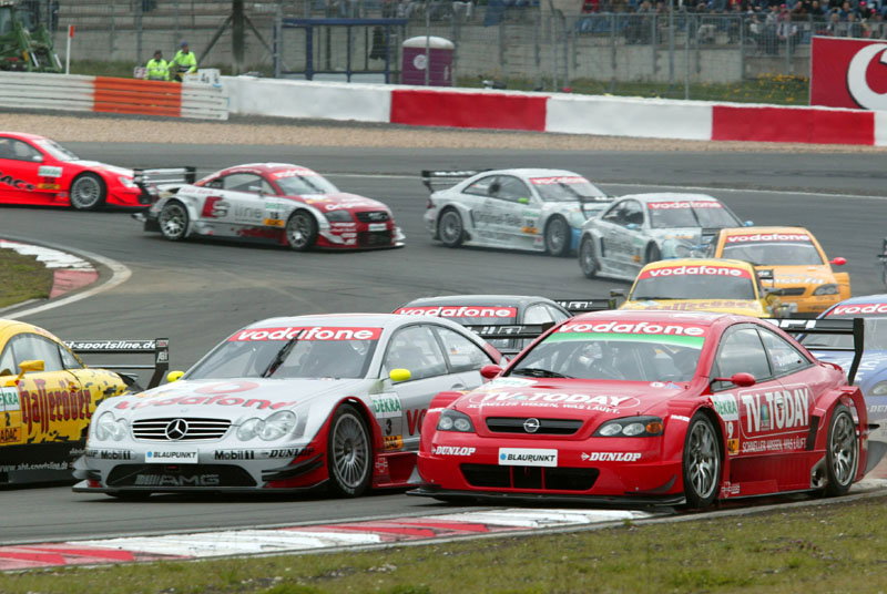 Alesi's day, Bernd's year in dramatic DTM finale