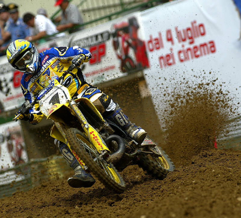 Smets falls whilst 'lining-up' Everts.