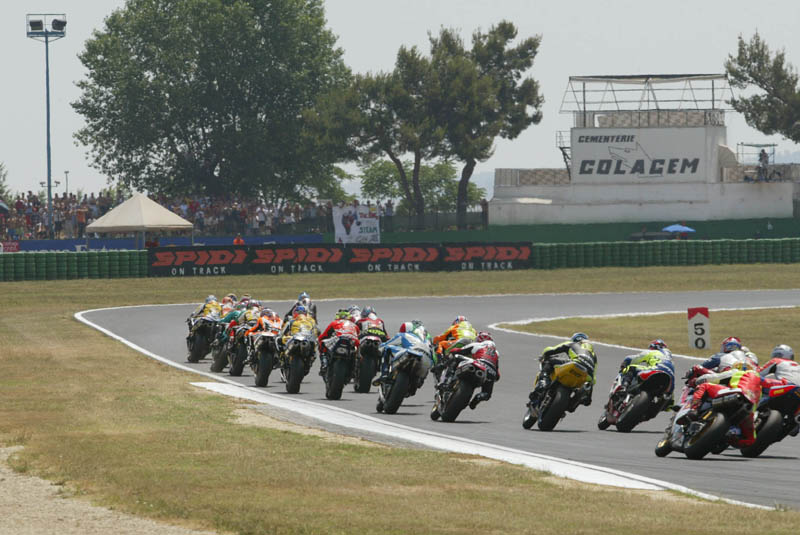 WSBK becomes Pirelli only.