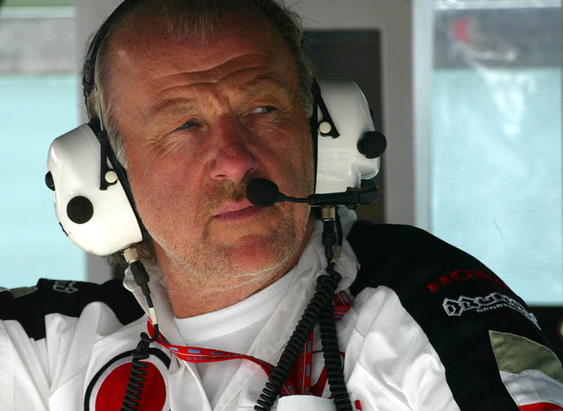 Villeneuve: I'm not begging to stay with BAR.