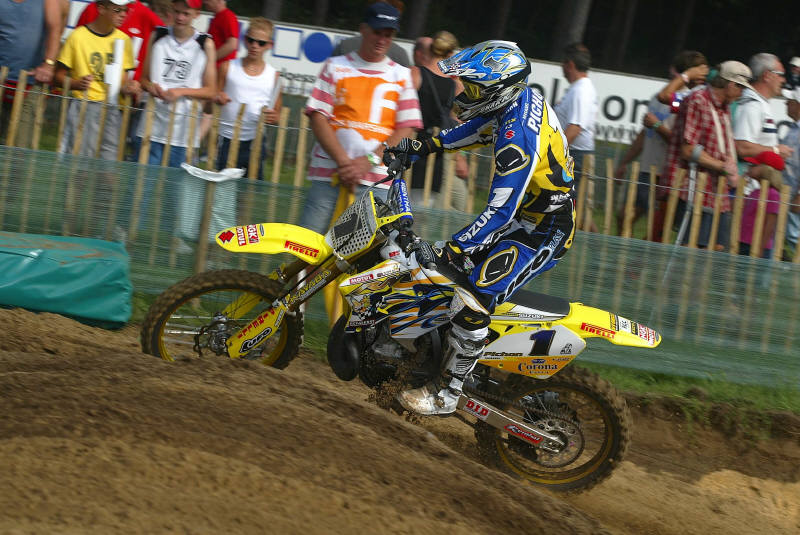 Everts, Smets clinch Championships at Loket.