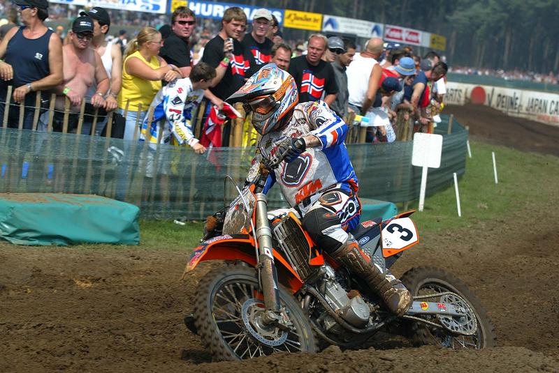 Everts soars, Pichon falls.