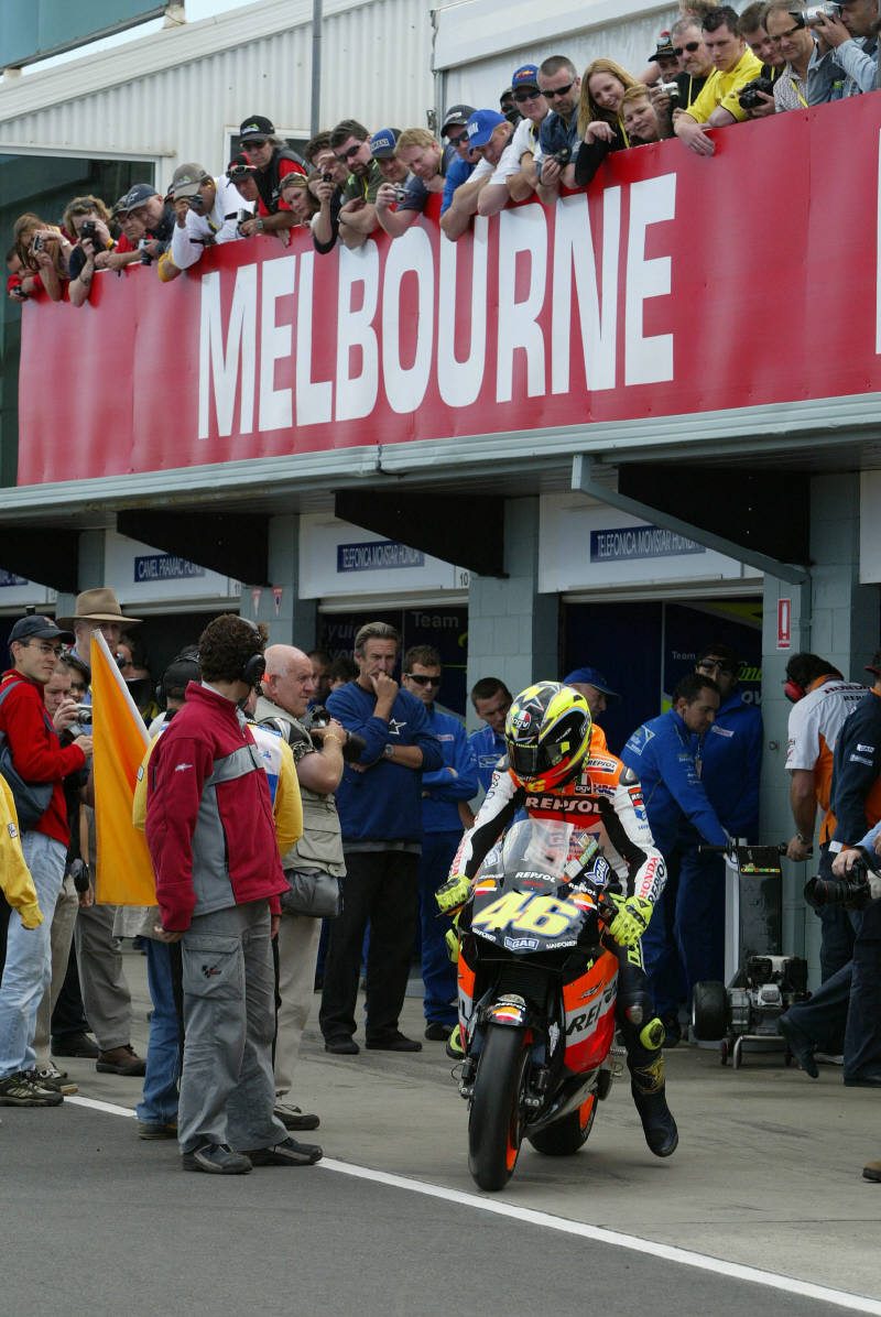 Burgess confirmed, four leave Repsol with Rossi.