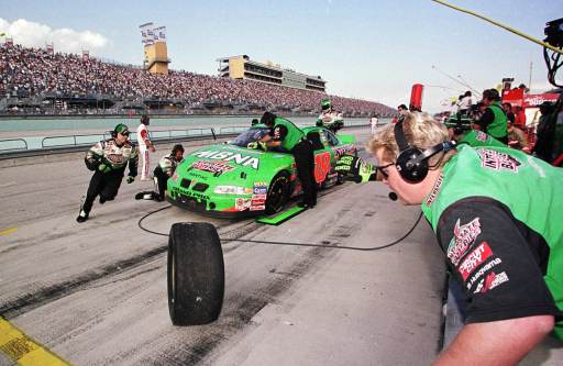 Billy Ray Cyrus joins forces with Donlavey!	