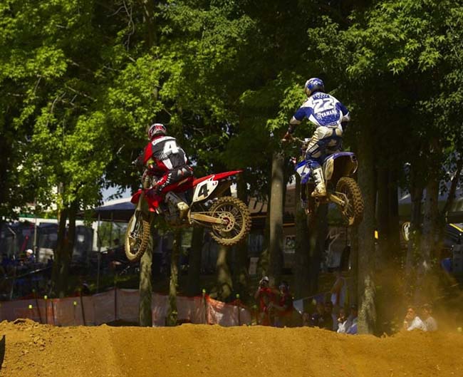 Carmichael continues unbeaten in AMA.