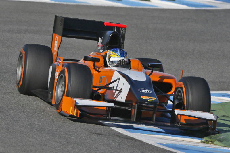 Valsecchi seals title, Chilton wins race