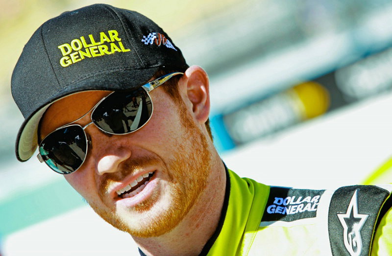 Truex signs for Furniture Row - Report