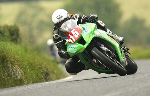 Scarborough Gold Cup: Dunlop stuns Guy Martin with Gold Cup triumph