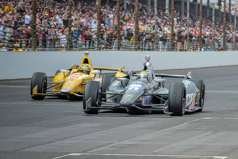 'Fastest man' Wilson thwarted by late Indy 500 caution